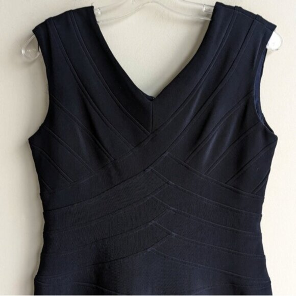 Gilani navy blue sleeveless bandage bodycon dress - Picture 3 of 5